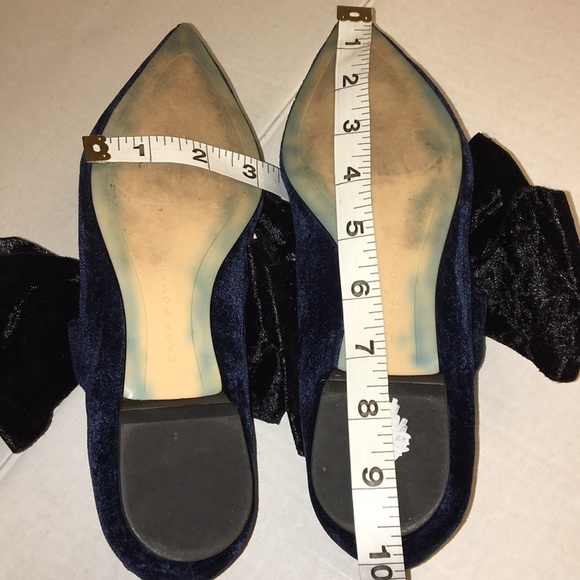 Zara Women Black Blue Velvet Flats Shoes Size 35 - Picture 7 of 8